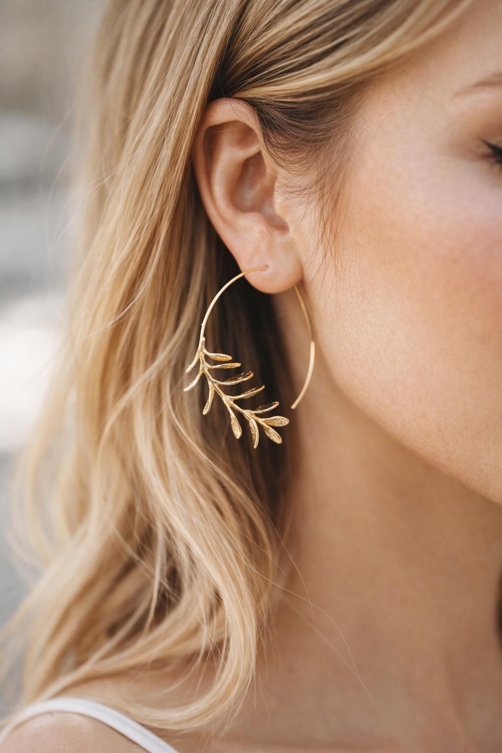 4pcs Gold/ Silver Tone Leaf Ear Hooks, Dainty Branch Earring (GB-4653)